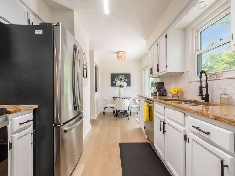 561 Theori Avenue, Columbus, OH 43230 Photo 18