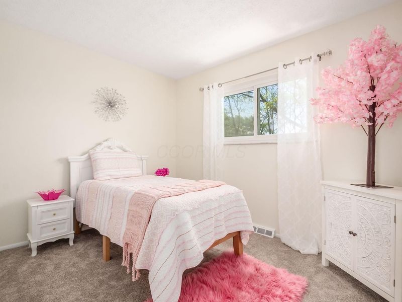 561 Theori Avenue, Columbus, OH 43230 Photo 33