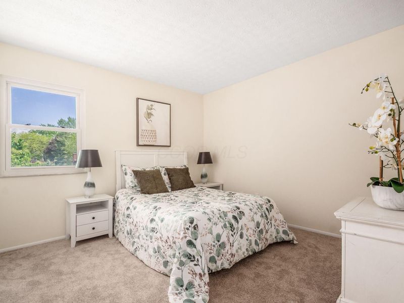 561 Theori Avenue, Columbus, OH 43230 Photo 35