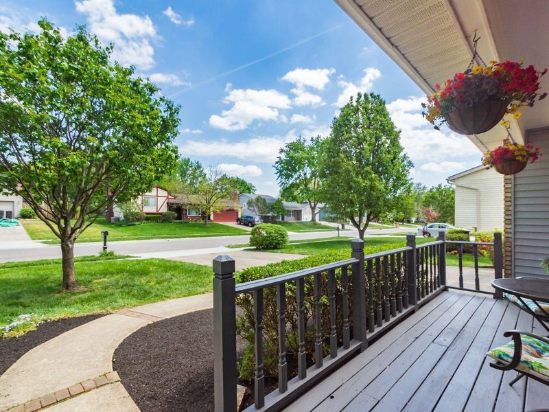 561 Theori Avenue, Columbus, OH 43230 Photo 5