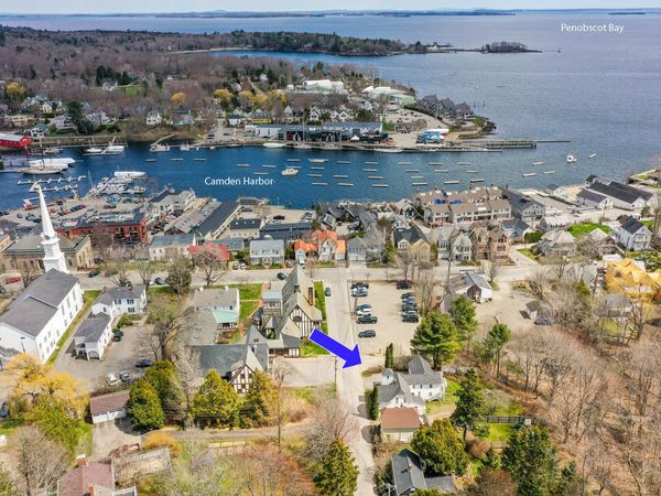 13 Wood Street , Camden, ME 04843