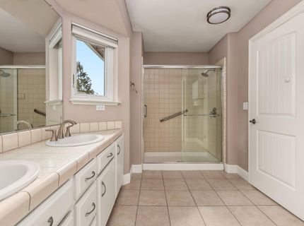 12061 Lake Wildwood Dr, Penn Valley, CA 95946 Photo