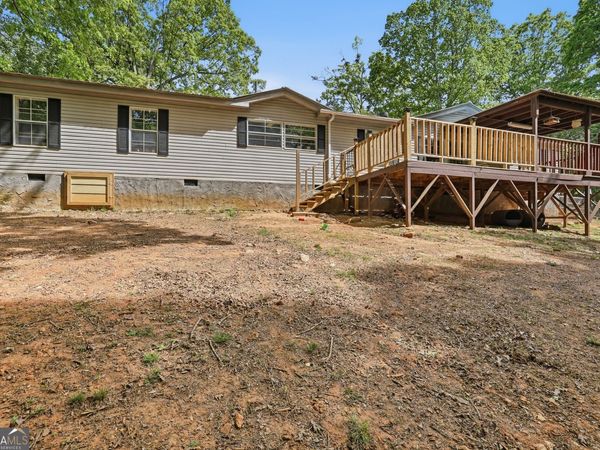 1006 Paradise Park Road, Cornelia, GA 30531