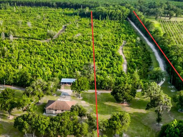 3917 Harris Neck Road NE, Townsend, GA 31331