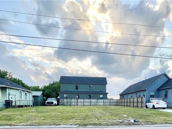 3934 JOHNNY JACKSON JR Boulevard , New Orleans, LA 70126