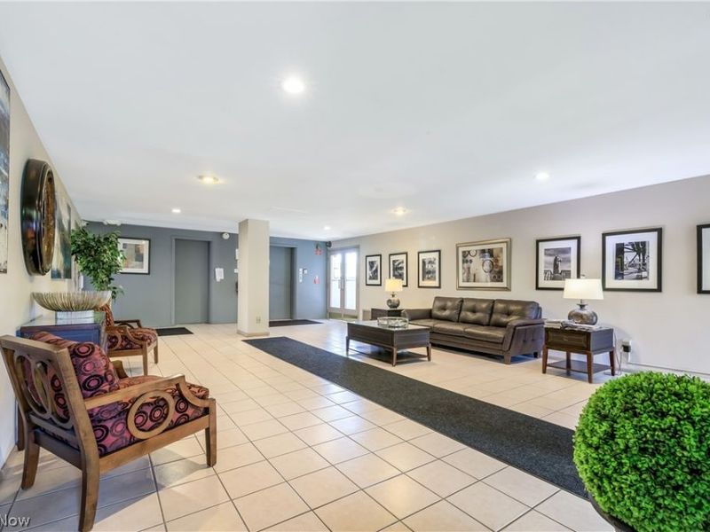 16100 Van Aken Boulevard , Unit 507, Shaker Heights, OH 44120 Photo 2