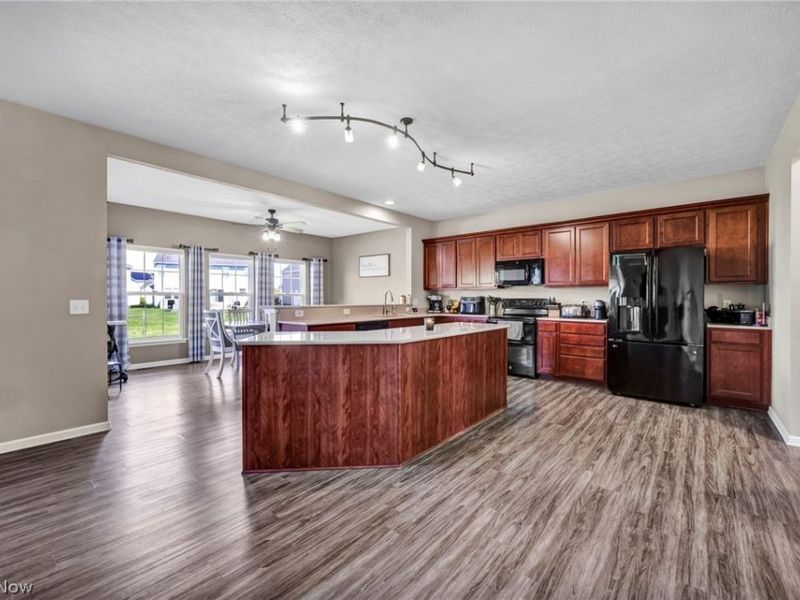 6730 High Perch Drive , North Ridgeville, OH 44039 Photo 9