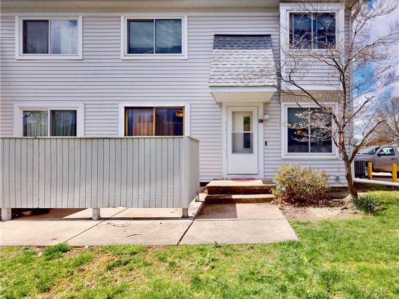 5465 Millwood Lane, Unit 40-C, Willoughby, OH 44094 Photo 1