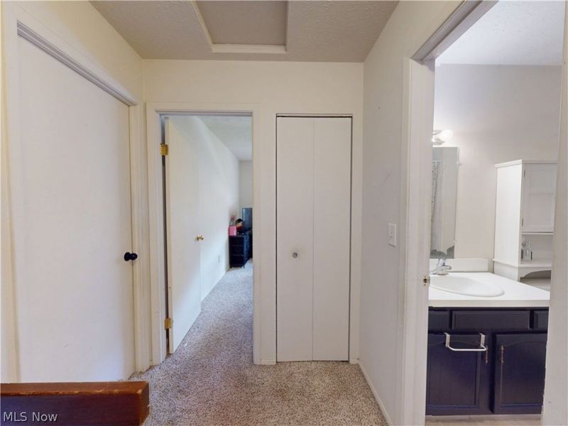 5465 Millwood Lane, Unit 40-C, Willoughby, OH 44094 Photo 16