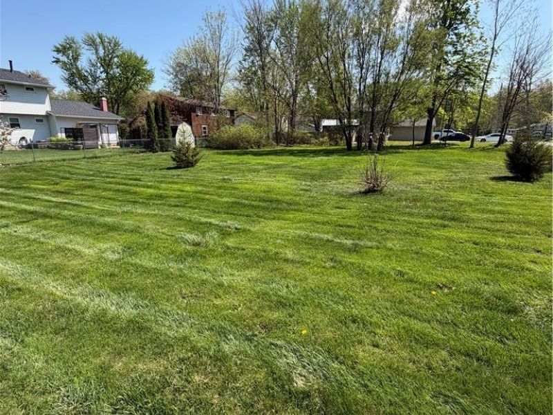 Pasadena Avenue , Sheffield Lake, OH 44054 Photo 3