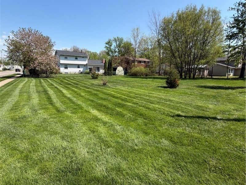 Pasadena Avenue , Sheffield Lake, OH 44054 Photo 7