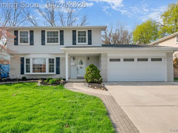 30149 Buckingham Street , Livonia, MI 48154