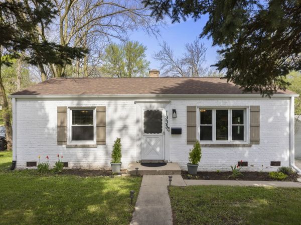 1335 College Avenue , Wheaton, IL 60187