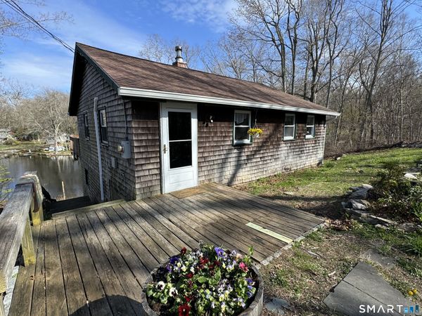 389-C Wyassup, North Stonington, CT 06359