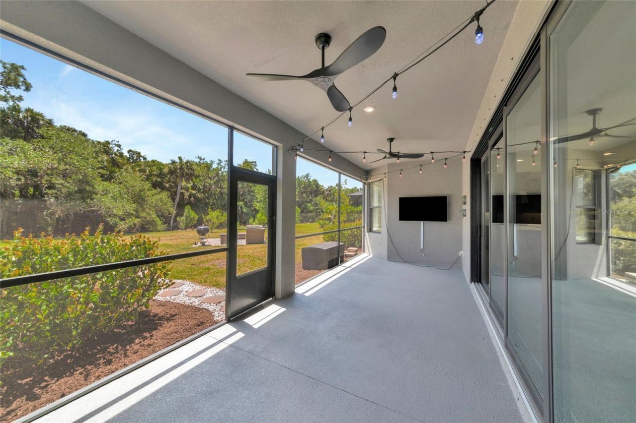 10187 Milky Way Circle, Sarasota, FL 34241 Photo