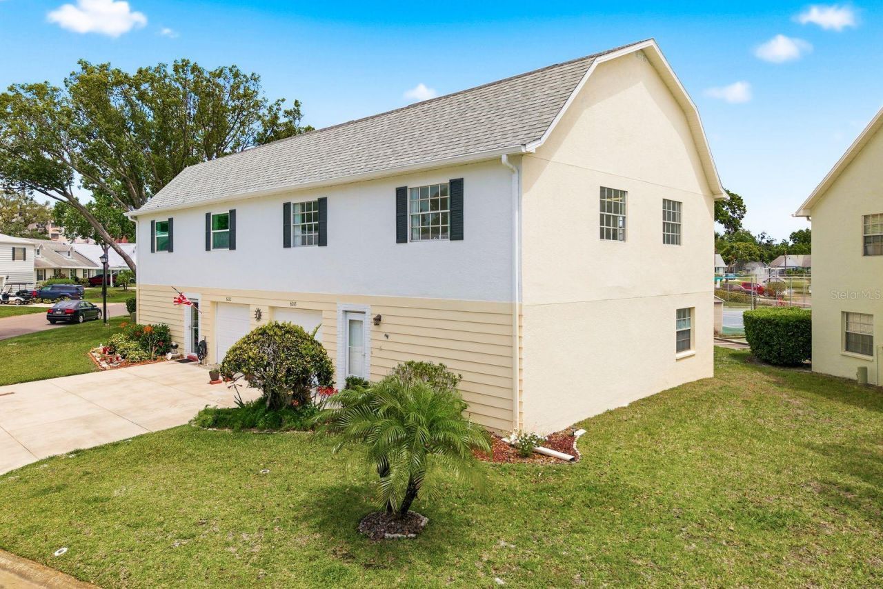 6018 Elmhurst Drive, New Port Richey, FL 34653 Photo