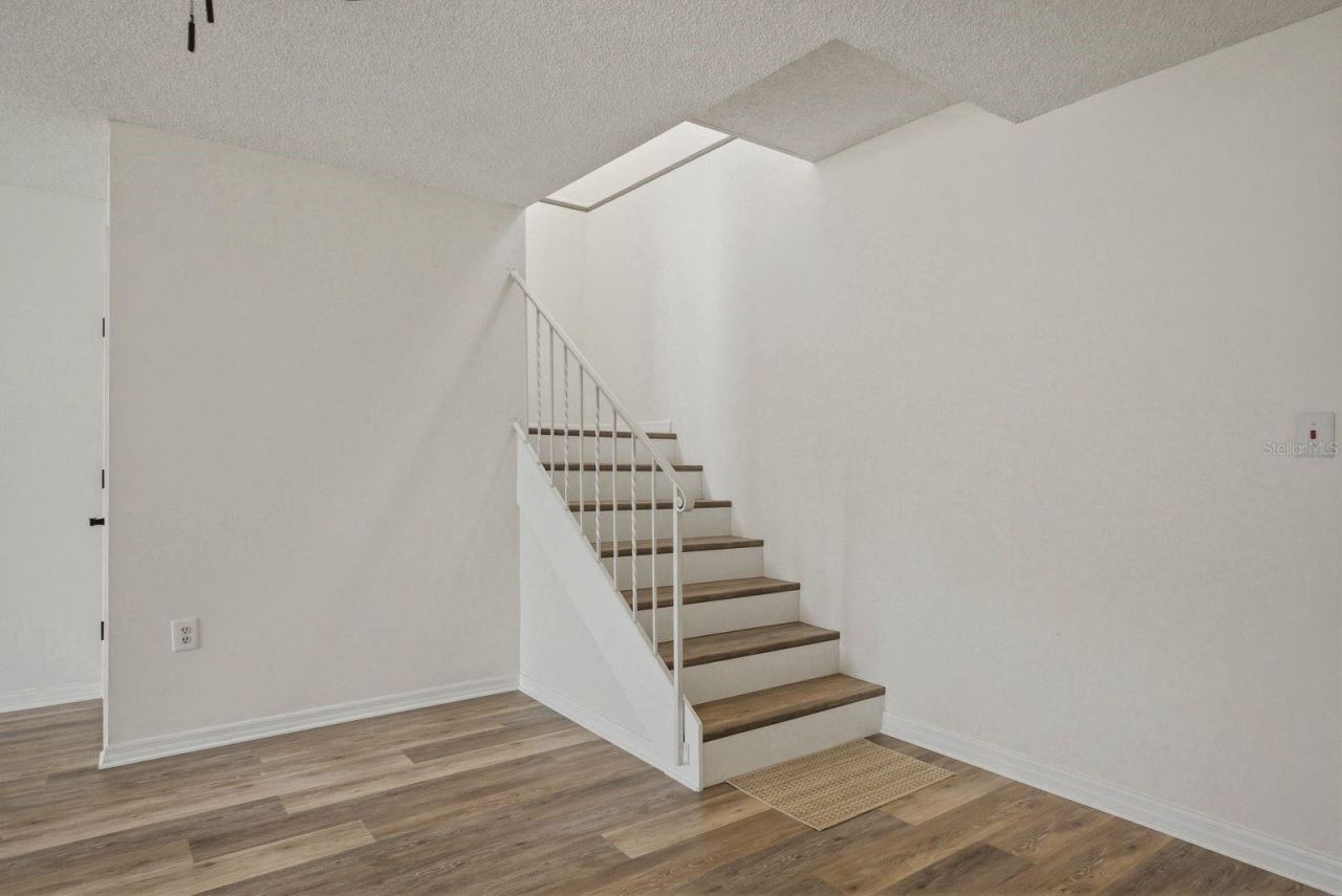 6018 Elmhurst Drive, New Port Richey, FL 34653 Photo
