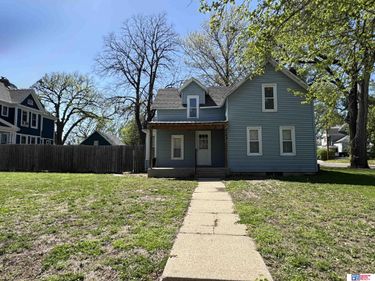 723 N 9th Street , Beatrice, NE 68310