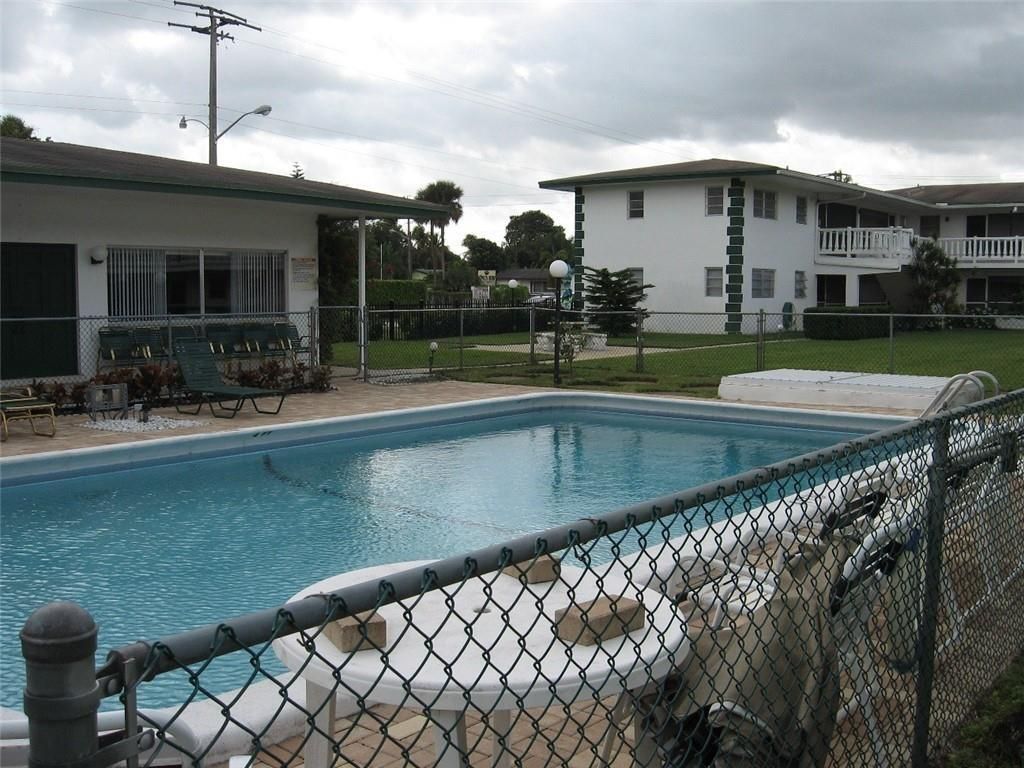 1621 NW 46th Avenue, Unit 101, Lauderhill, FL 33313 Photo