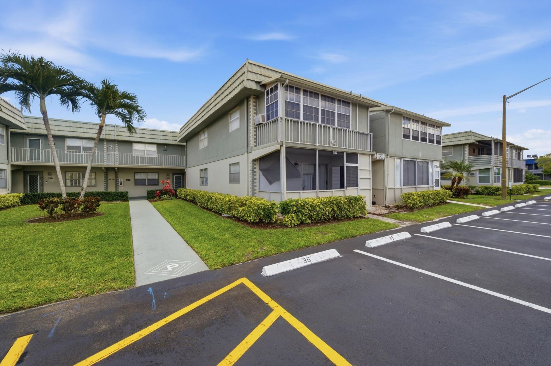 724 Flanders P, Delray Beach, FL 33484 Photo