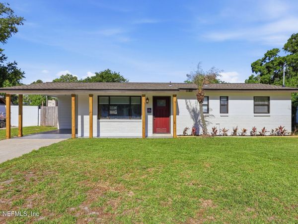 2904 E LORAN Drive, Jacksonville, FL 32216