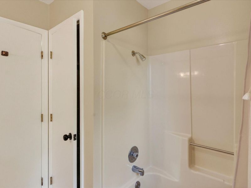 3734 N Lakeshore Drive , Jamestown, OH 45335 Photo 55