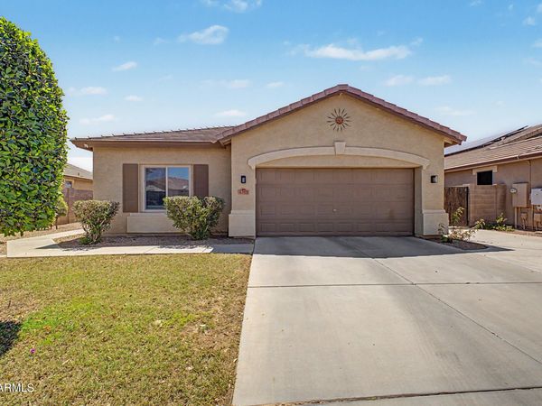 4365 E CHERRY HILLS Drive, Chandler, AZ 85249