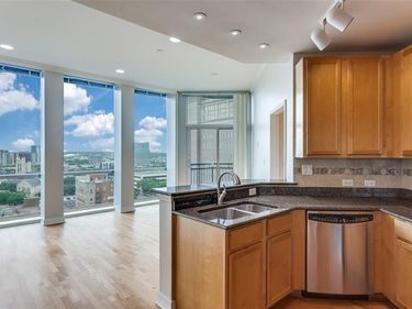 500 Throckmorton Street, Unit 1206, Fort Worth, TX 76102