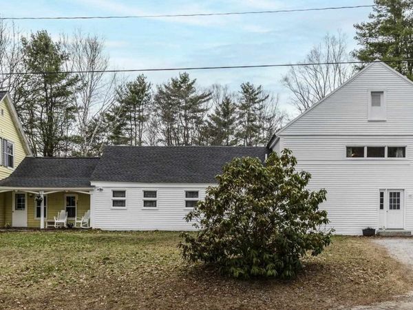 12 Church Street, Bradford, NH 03221