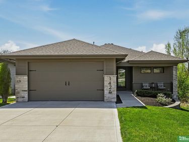 1426 S 200th Circle , Omaha, NE 68130