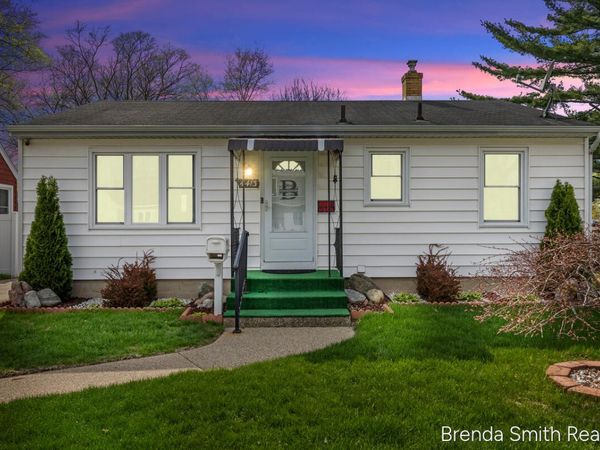 4413 Rhodes Avenue SW, Grand Rapids, MI 49548