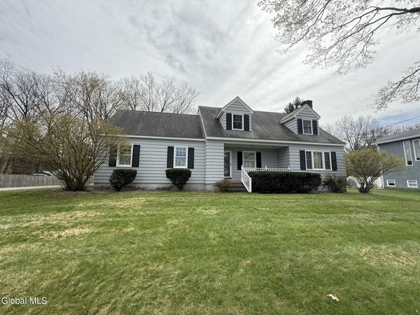 24 Kelly Avenue, Hudson Falls, NY 12839