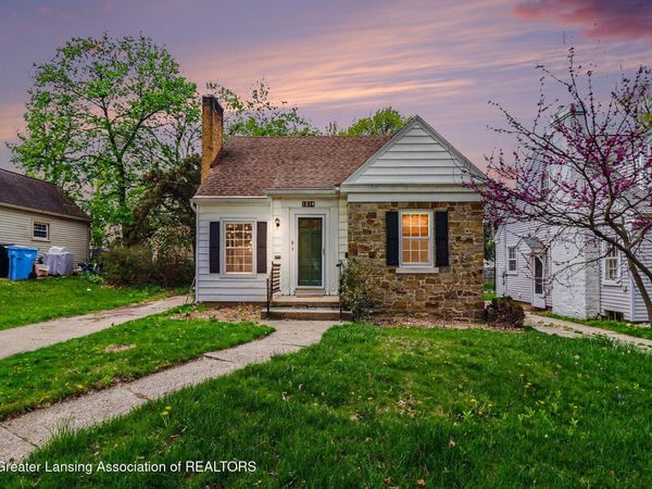 1814 Sunnyside Avenue, Lansing, MI 48910