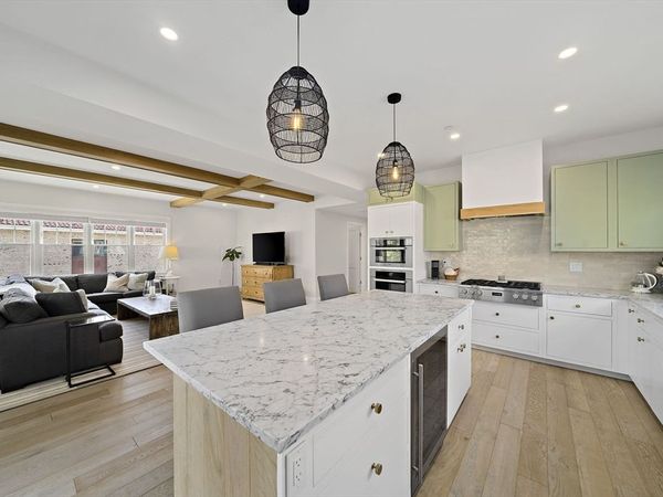 144 Linden Street, Unit 2, Wellesley, MA 02482