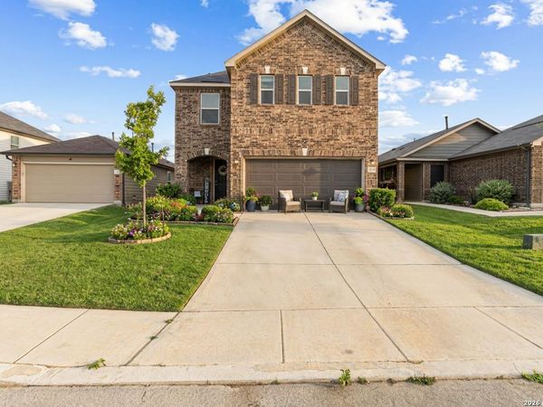 14319 Breakline Way, Elmendorf, TX 78112