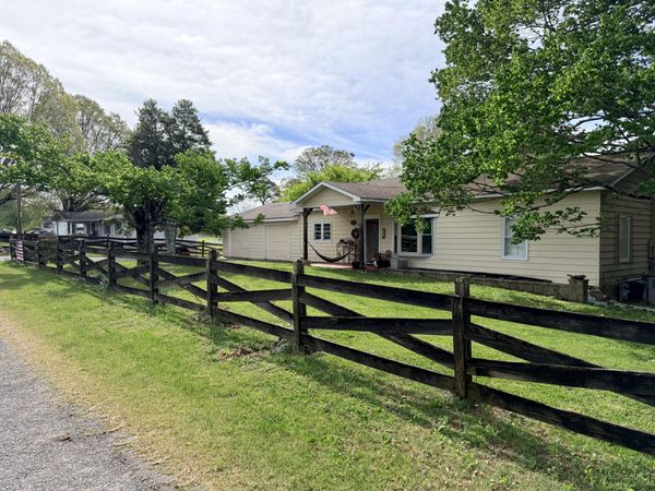 392 Hardbarger Road, Monteagle, TN 37356