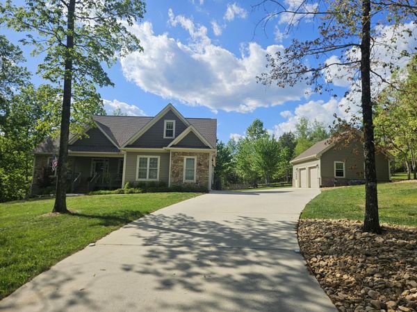 1625 River Bluffs, Jasper, TN 37347