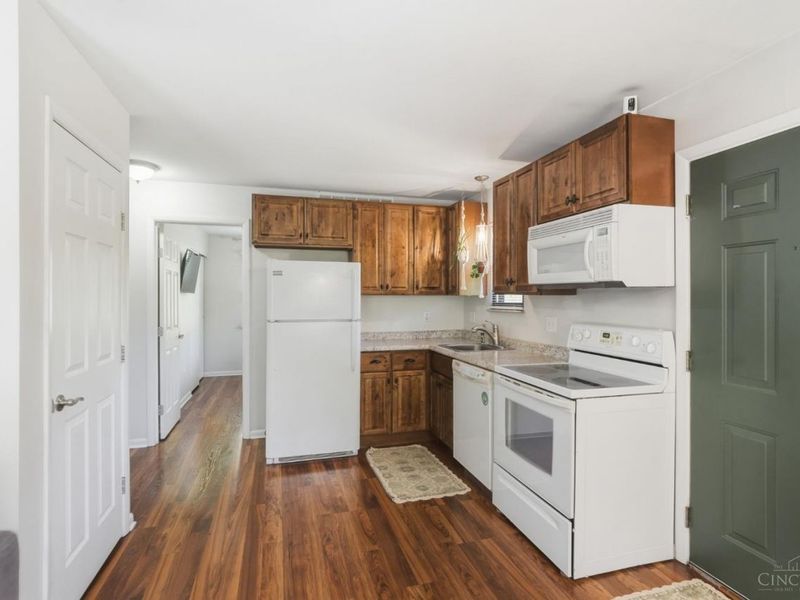 6205 Blue Lake Drive, Unit 3A, Green Township, OH 45247 Photo 10