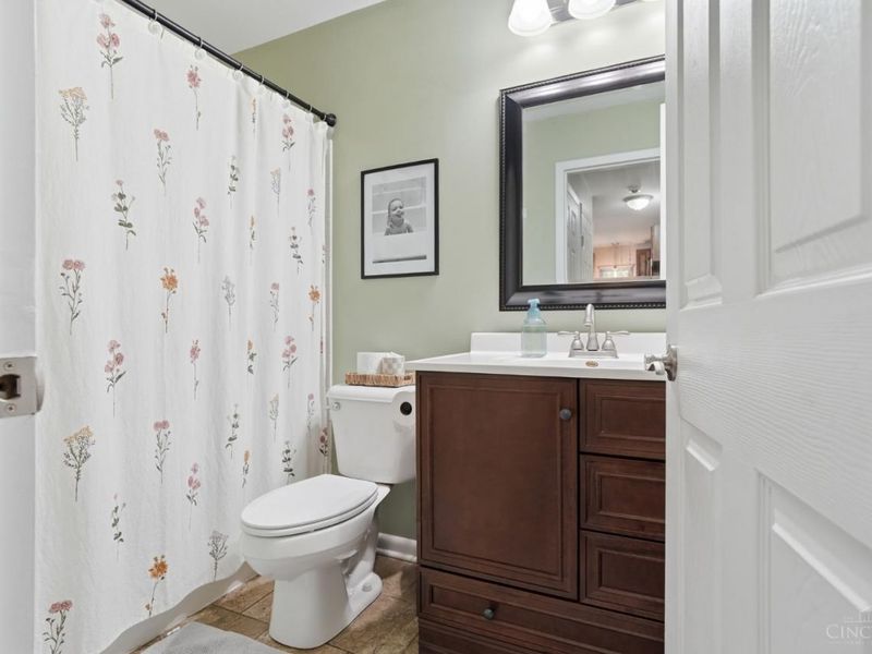 6205 Blue Lake Drive, Unit 3A, Green Township, OH 45247 Photo 16