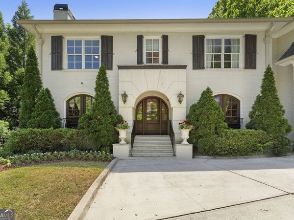 1110 Dawn View Lane NW, Atlanta, GA 30327