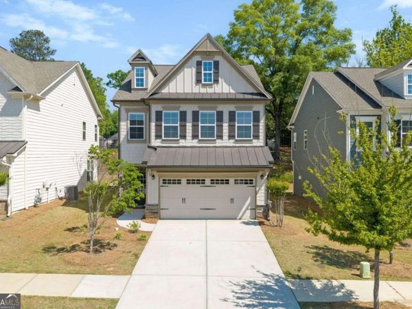 3395 Park Pointe Circle, Scottdale, GA 30079