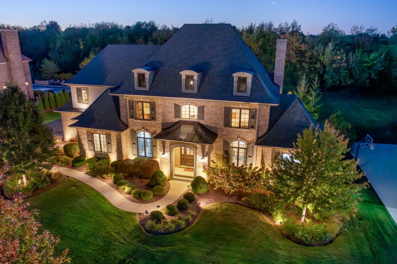 39W364 Longmeadow Lane , St. Charles, IL 60175