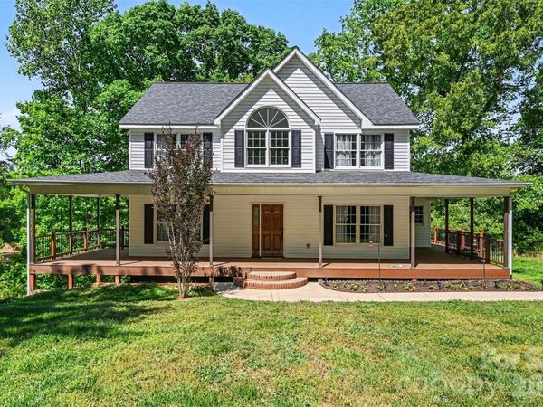 143 Walnut Hollow Lane, Mooresville, NC 28115