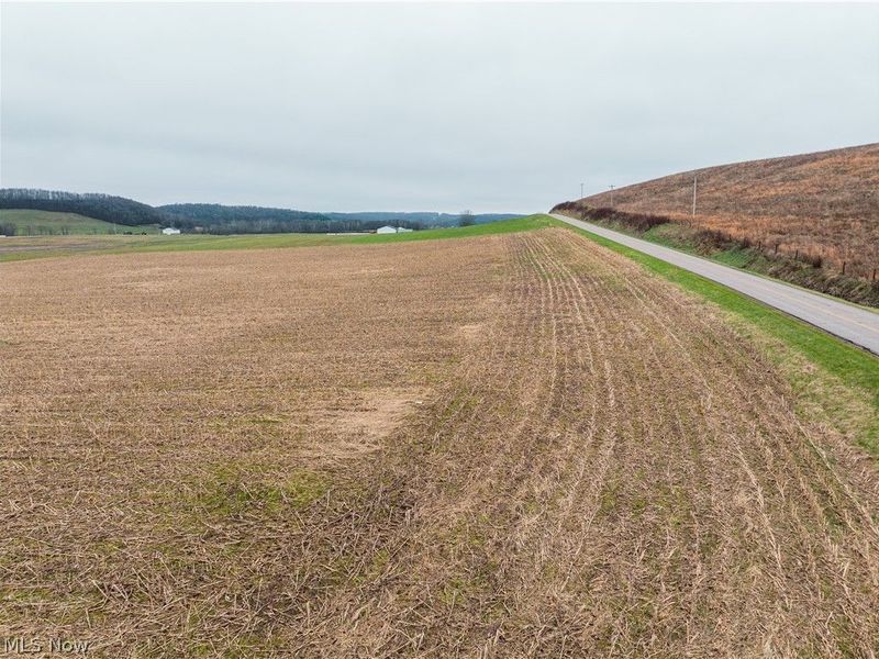 Licking Valley Road , Frazeysburg, OH 43830 Photo 4