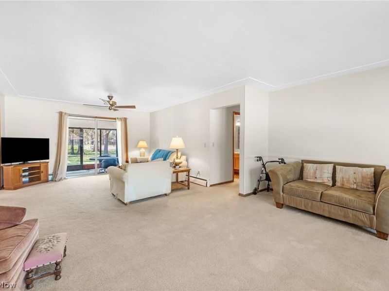 1280 Beechview Drive , Vermilion, OH 44089 Photo 2