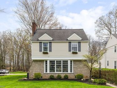 24603 E Oakland Road, Bay Village, OH 44140