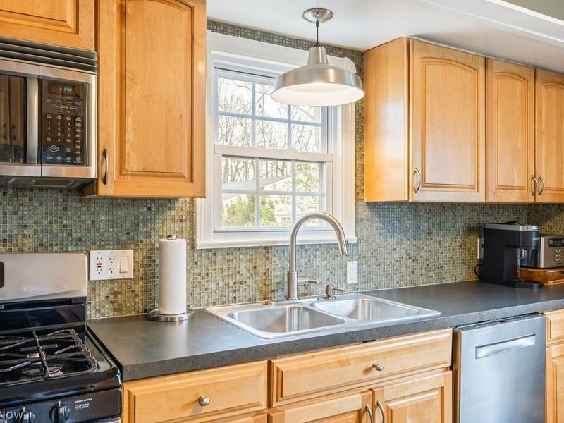 24603 E Oakland Road, Bay Village, OH 44140 Photo 19