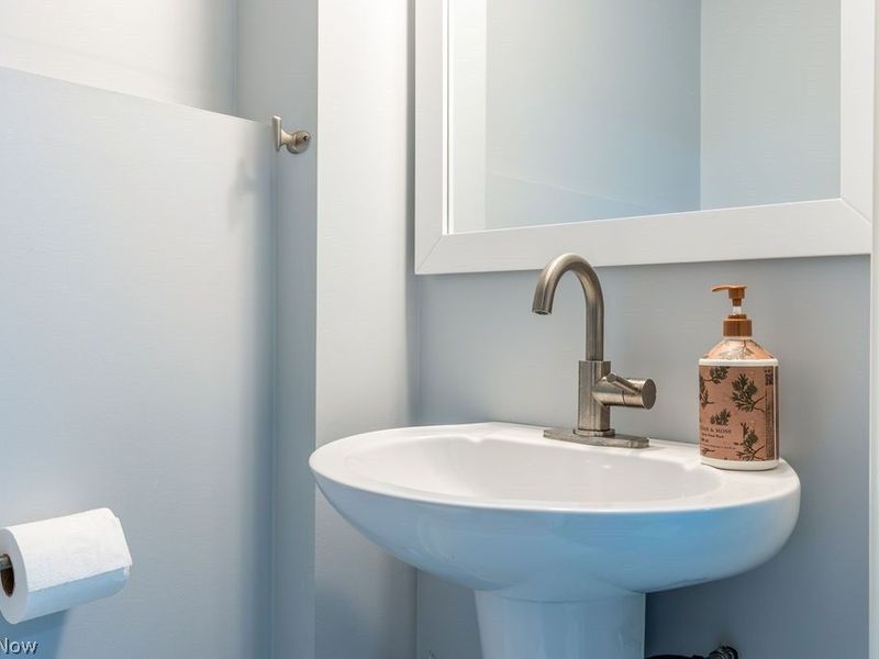 24603 E Oakland Road, Bay Village, OH 44140 Photo 41