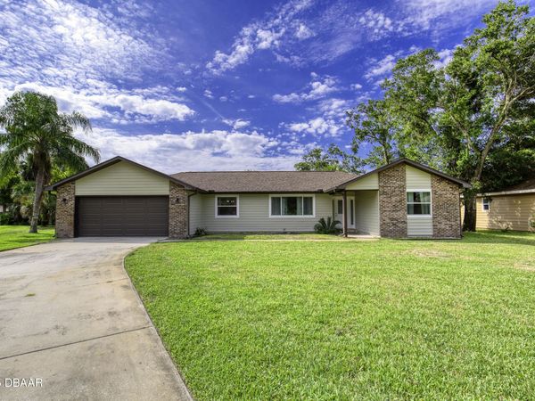 63 Sycamore Circle, Ormond Beach, FL 32174