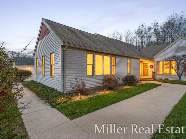 1532 Liberty Lane, Hastings, MI 49058